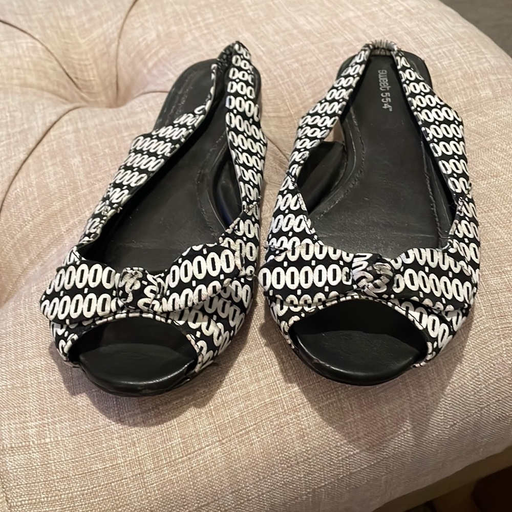 Black and white peep toe sandals